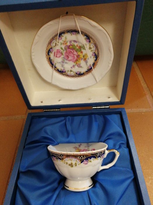 Chávena Limoges da marca V&A