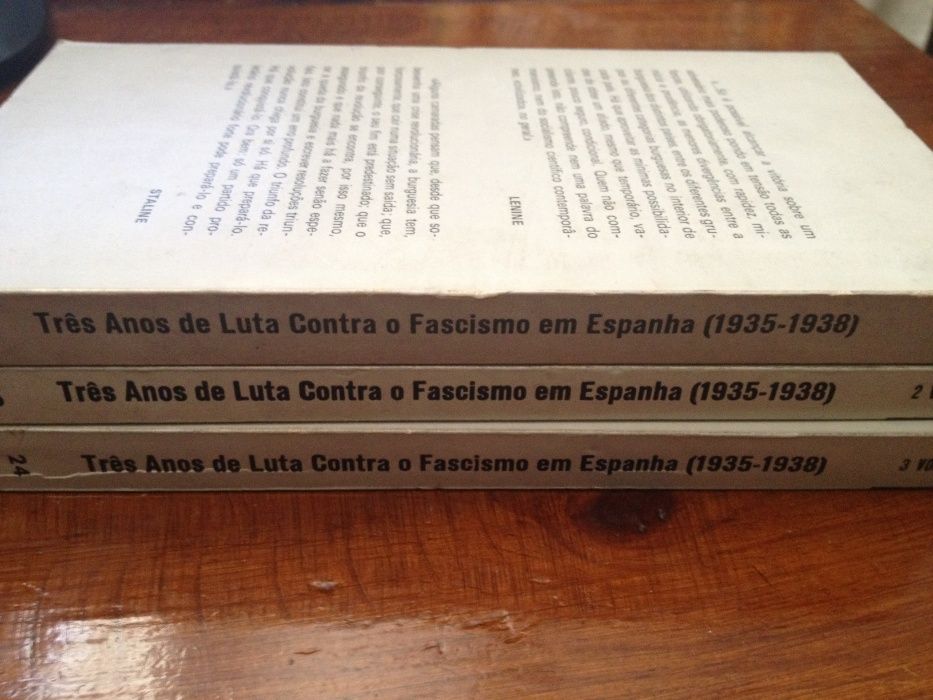 Três anos de luta contra o Fascismo em Espanha (3 vols.)