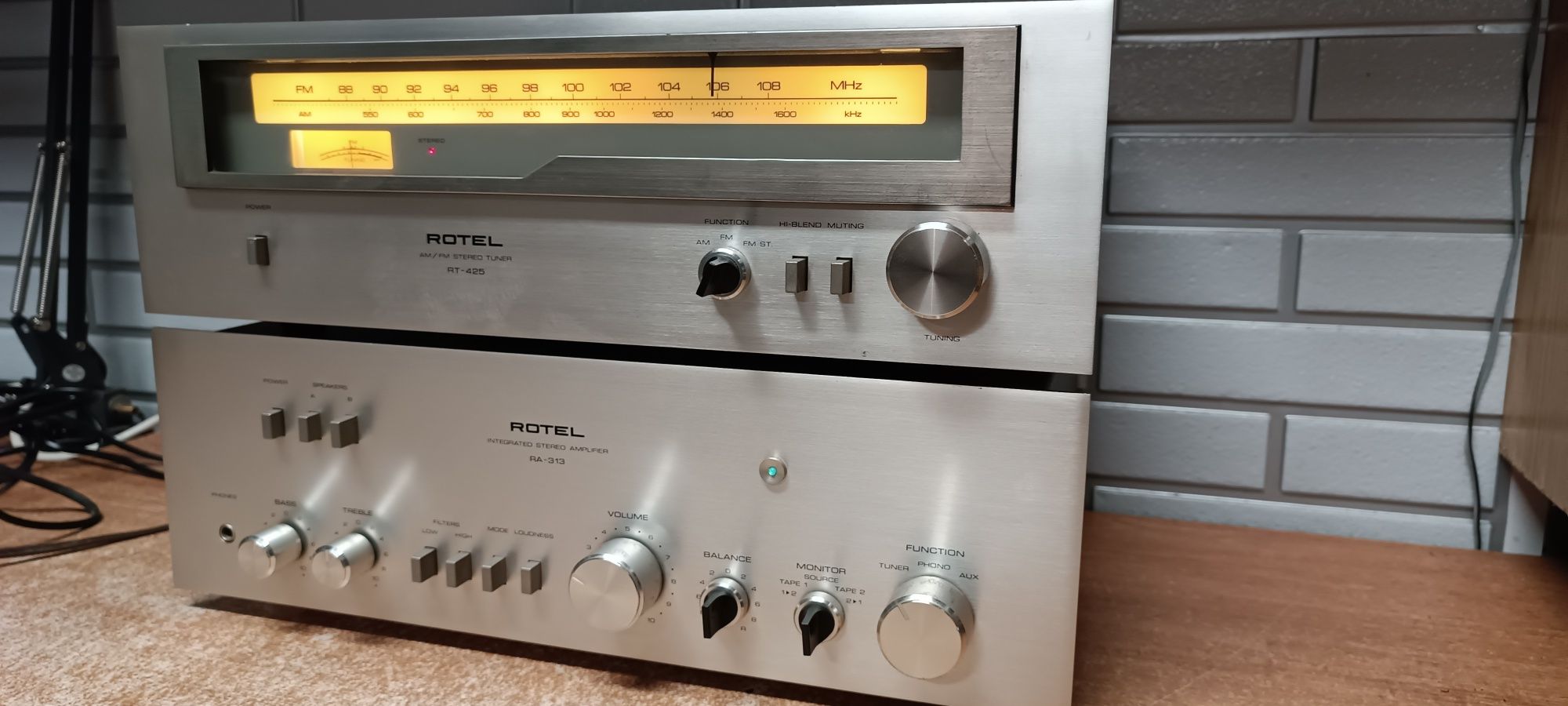 Wzmacniacz ROTEL RA-313 Tuner ROTEL RT-425