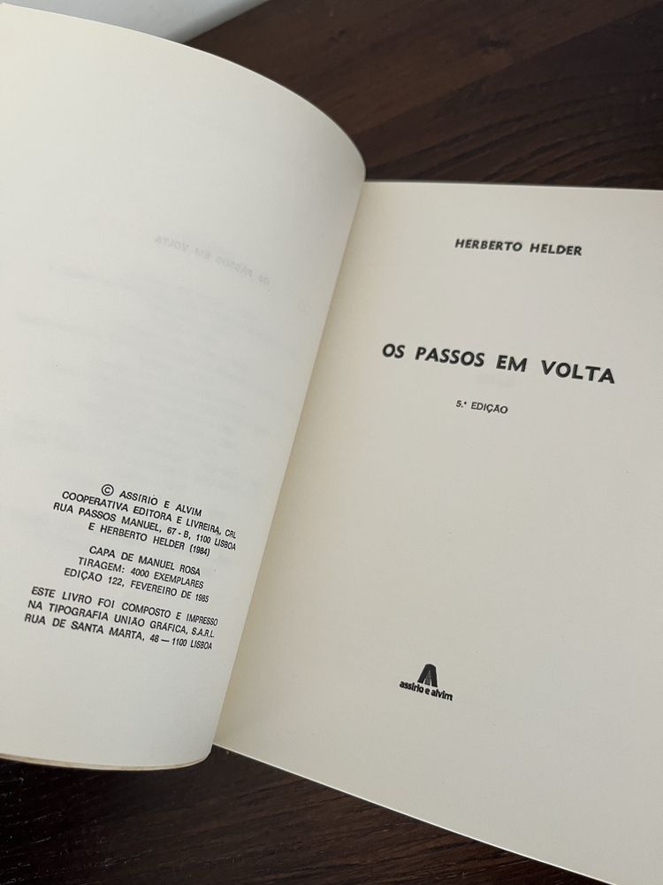 Passos em volta de Herberto Helder