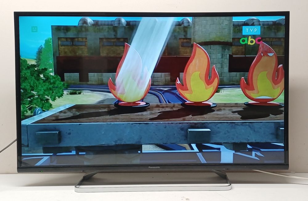 Telewizor Smart Tv Panasonic 42" Gwarancja Youtube