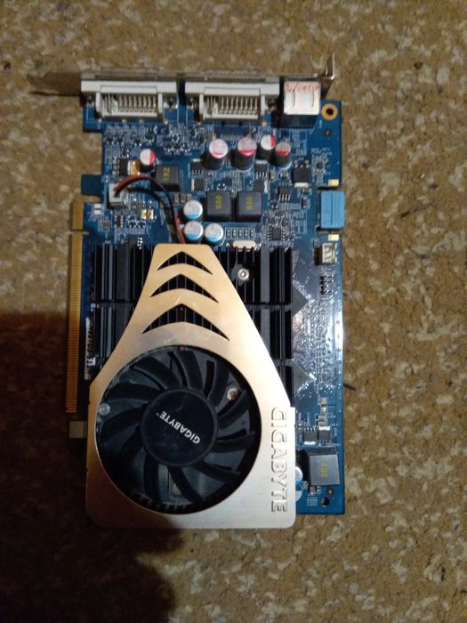 Продам видеокарту GF 9500 GT