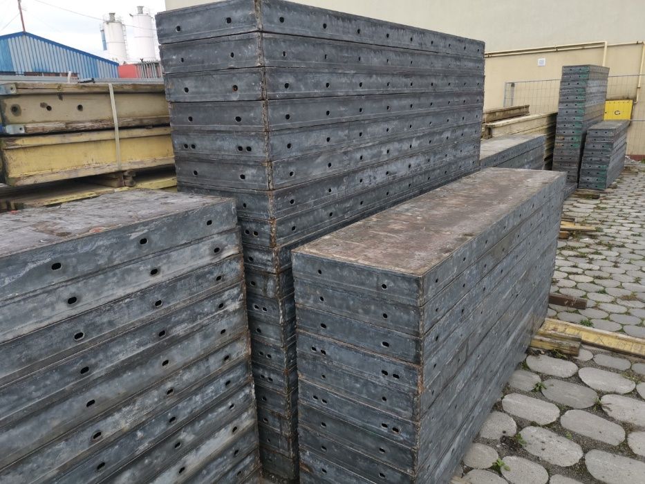Rasto Huennebeck 750m2 szalunek scienny MidiBox szalunki peri doka