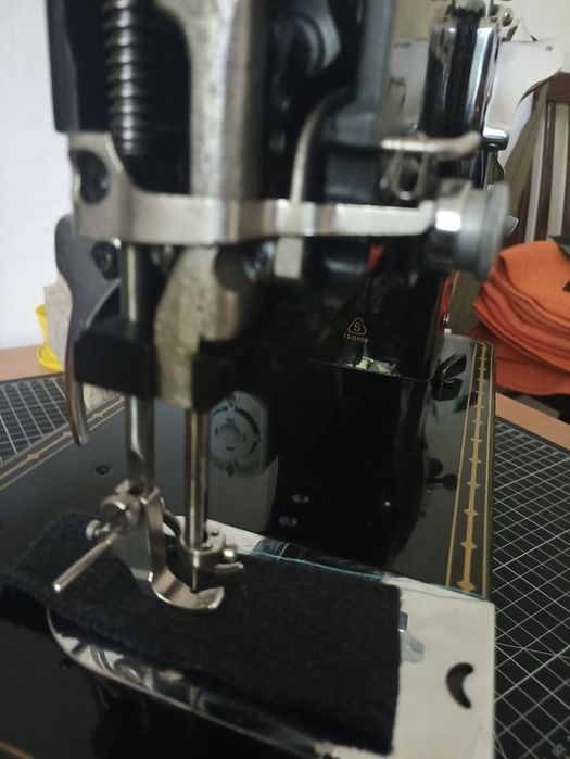 Кёхлер...Кёхлер швейная машина германии 50 класса