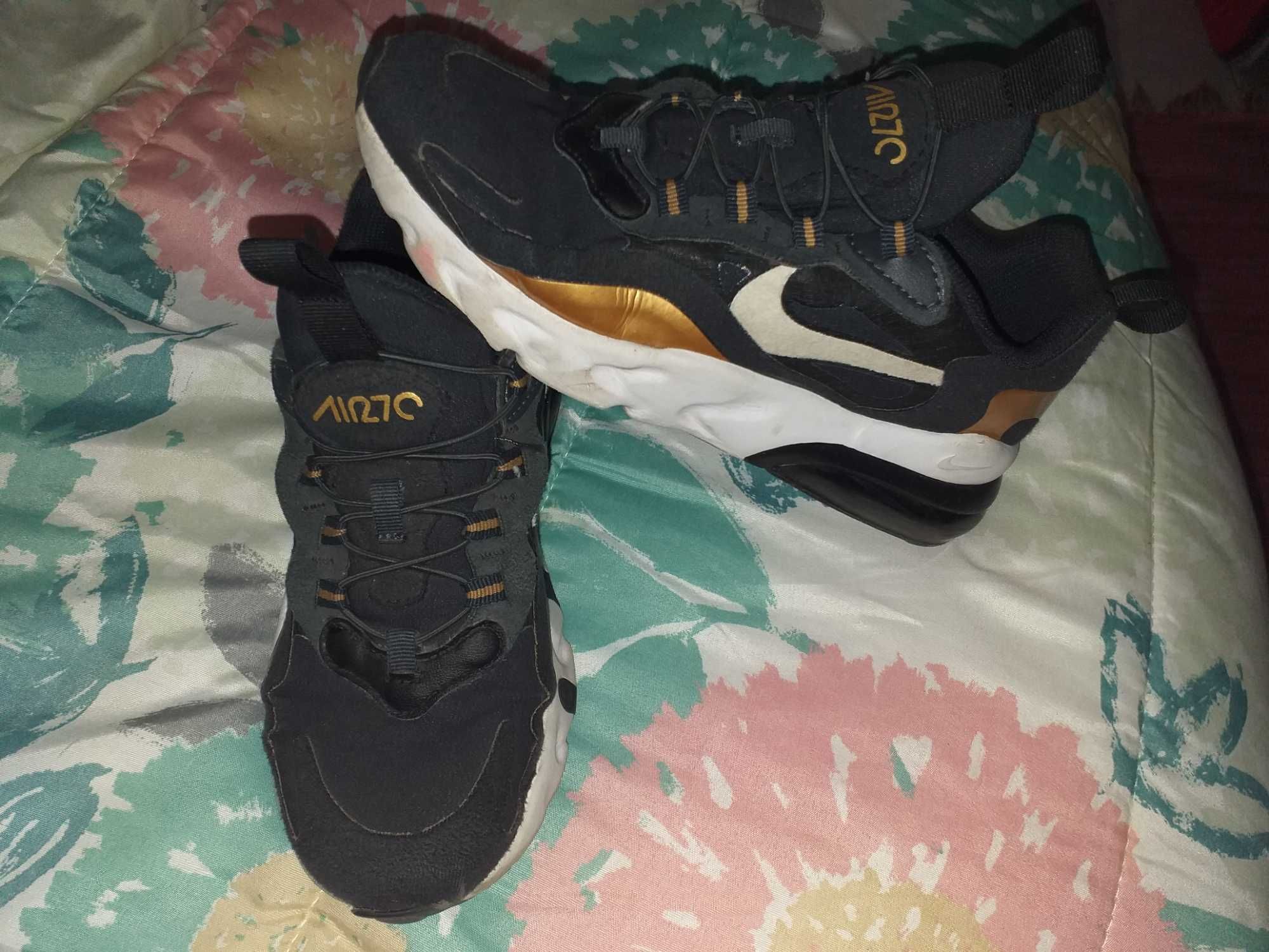 Vendo tenis nike 270 react tamanho 35 originais