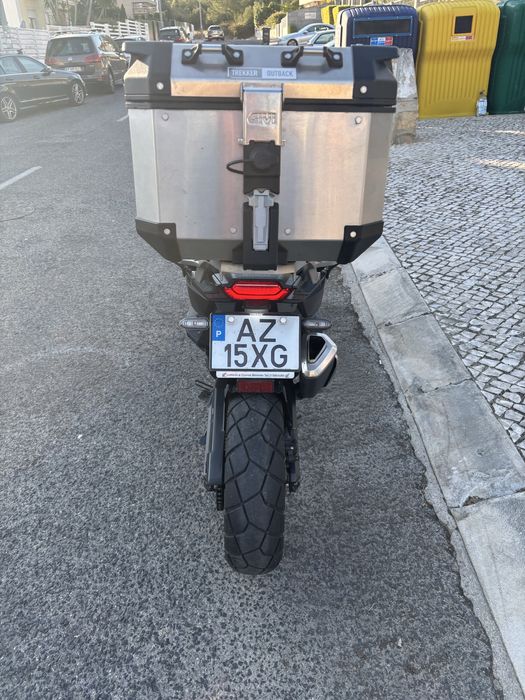 Honda Xadv 750 Só com 6016kms 2023