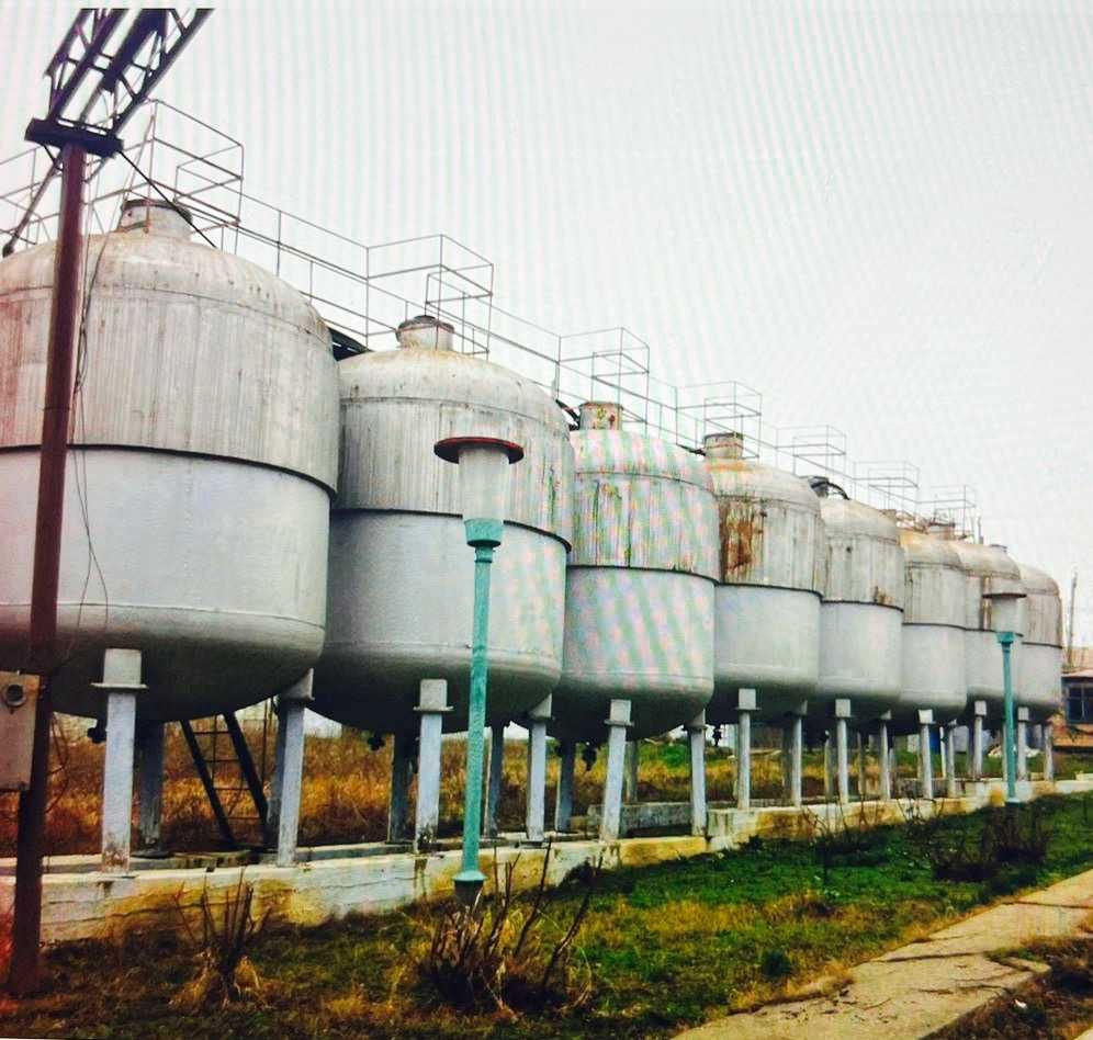 Бочка цистерна ёмкость резервуар эмаль    6   20   50   12.5   куб