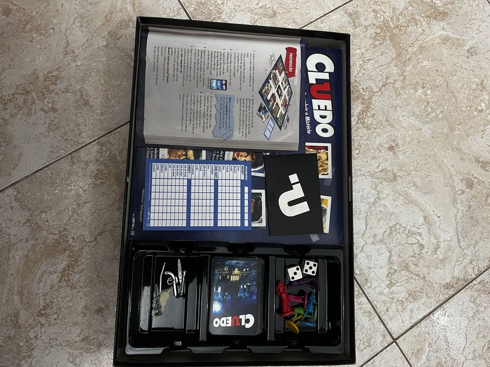 Jogo cluedo ( portugues)