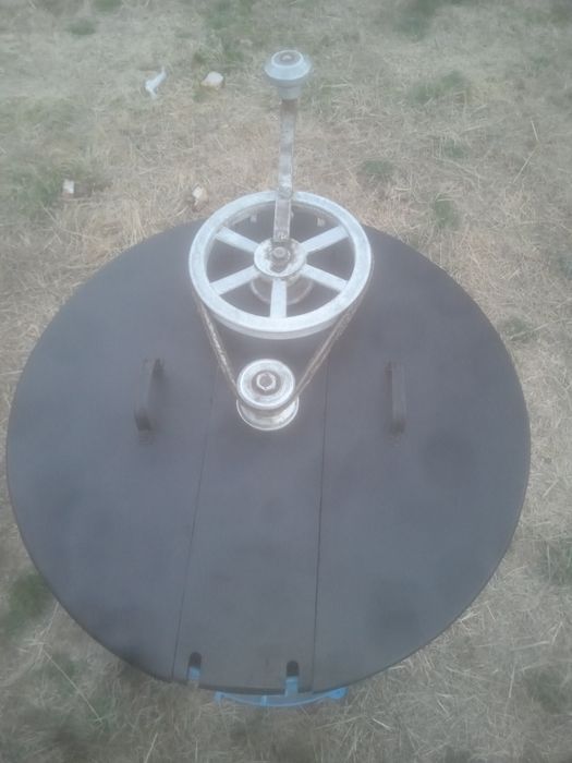 Extrator de mel antigo