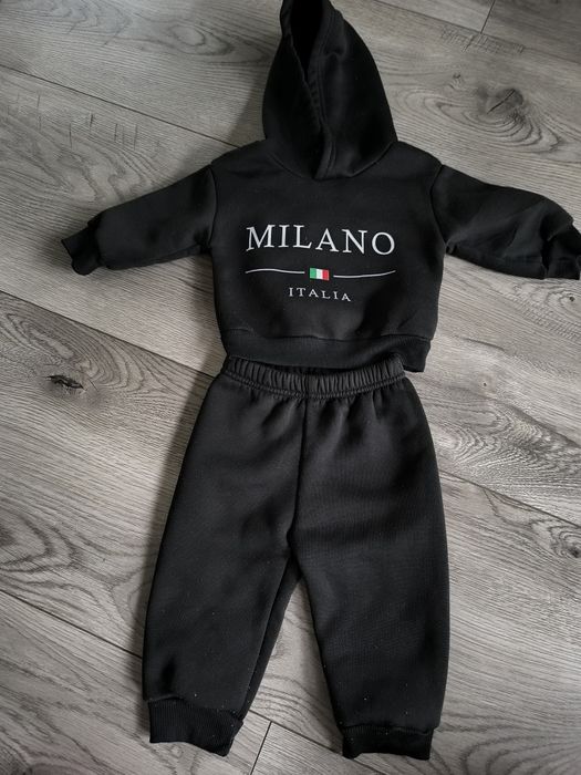 6-9 miesięcy dres ocieplany Milano z kapturem
