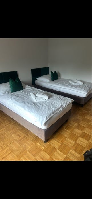 Оголошення українською