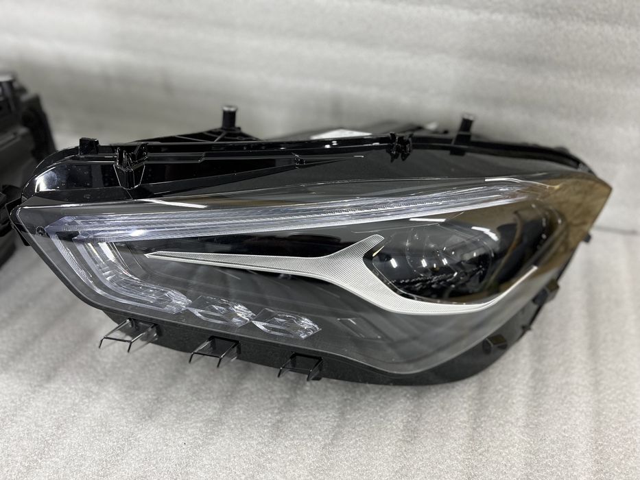 A1189068501 A1189068601 фара фари full led CLA w118 нові оригінал
