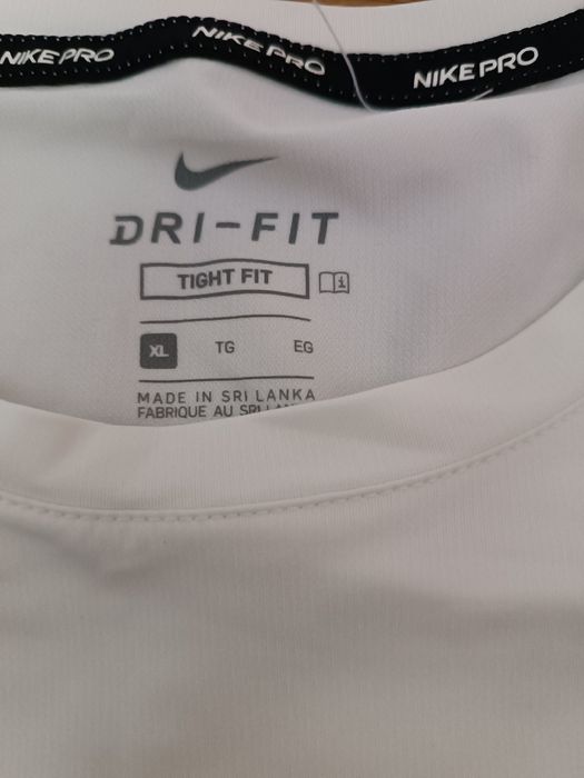 Футболка Nike Pro