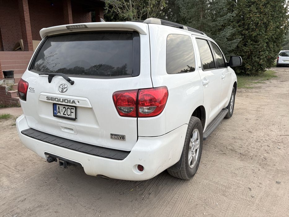 Toyota Sequoia stan bardzo dobry