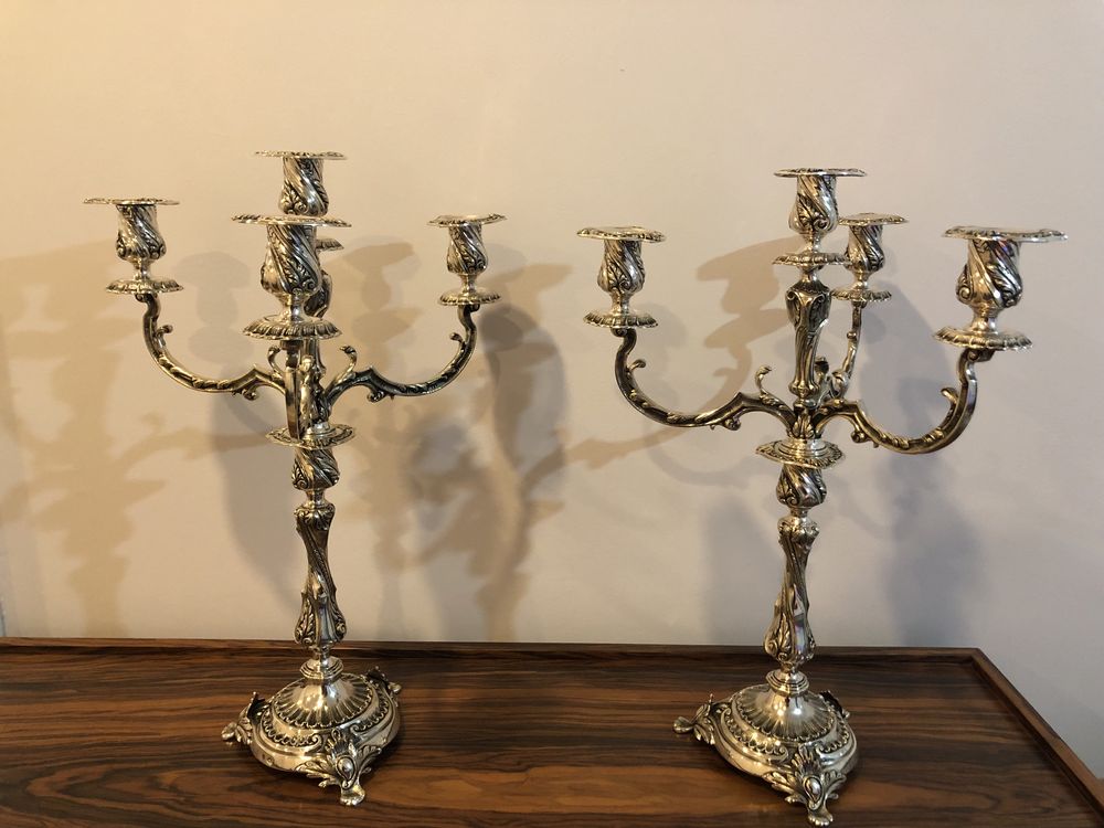 Candelabros em prata antiga