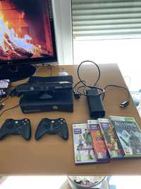 konsola XBOX 360 Kinect prawie idealny stan 2 pady 4 gry Wrocław