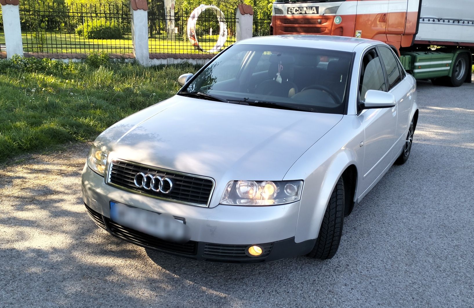 Zadbane Audi A4 B6 2.0B