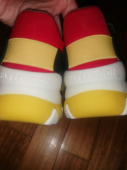 Sapatilhas Fly London