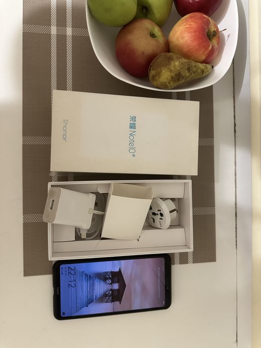 Продам Honor note 10