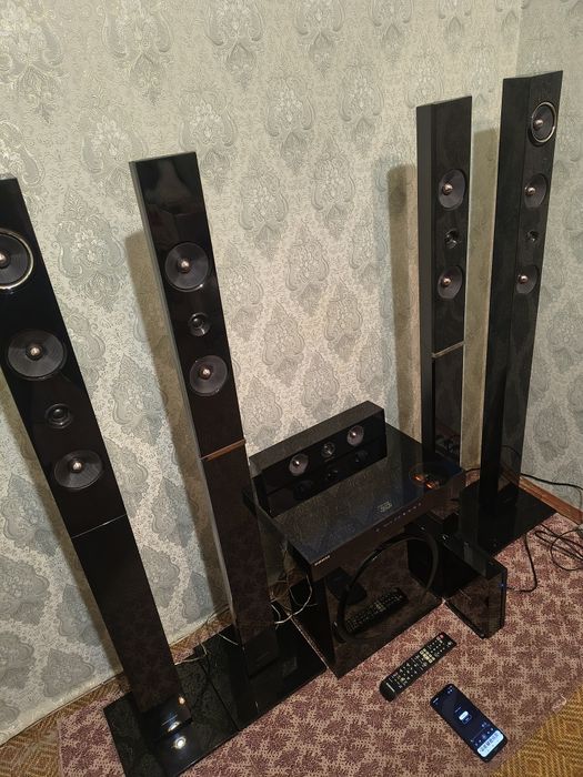 Домашний кинотеатр Samsung HT-E6750W 7.1 1330Вт Bluetooth 3D Wi-Fi