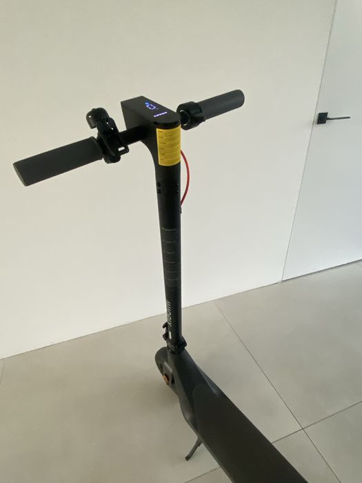 Hulajnoga Elektryczna Xiaomi 4 Lite