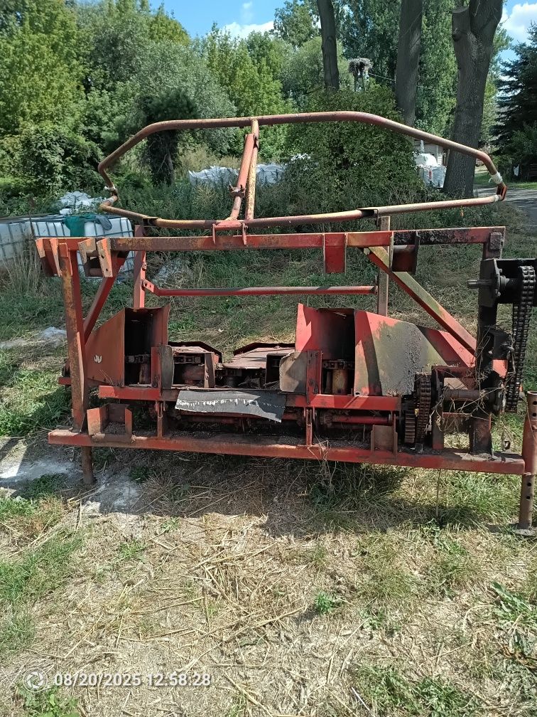 Przystawka do sieczkarni fortschritt E281 lub Maral