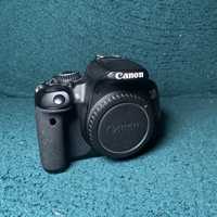 Kamera Canon 650D + różne rzeczy do aparatu