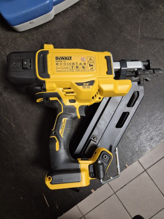 Gwozdziarka DeWalt DCN930, sztyfciarka,gwoździarka
