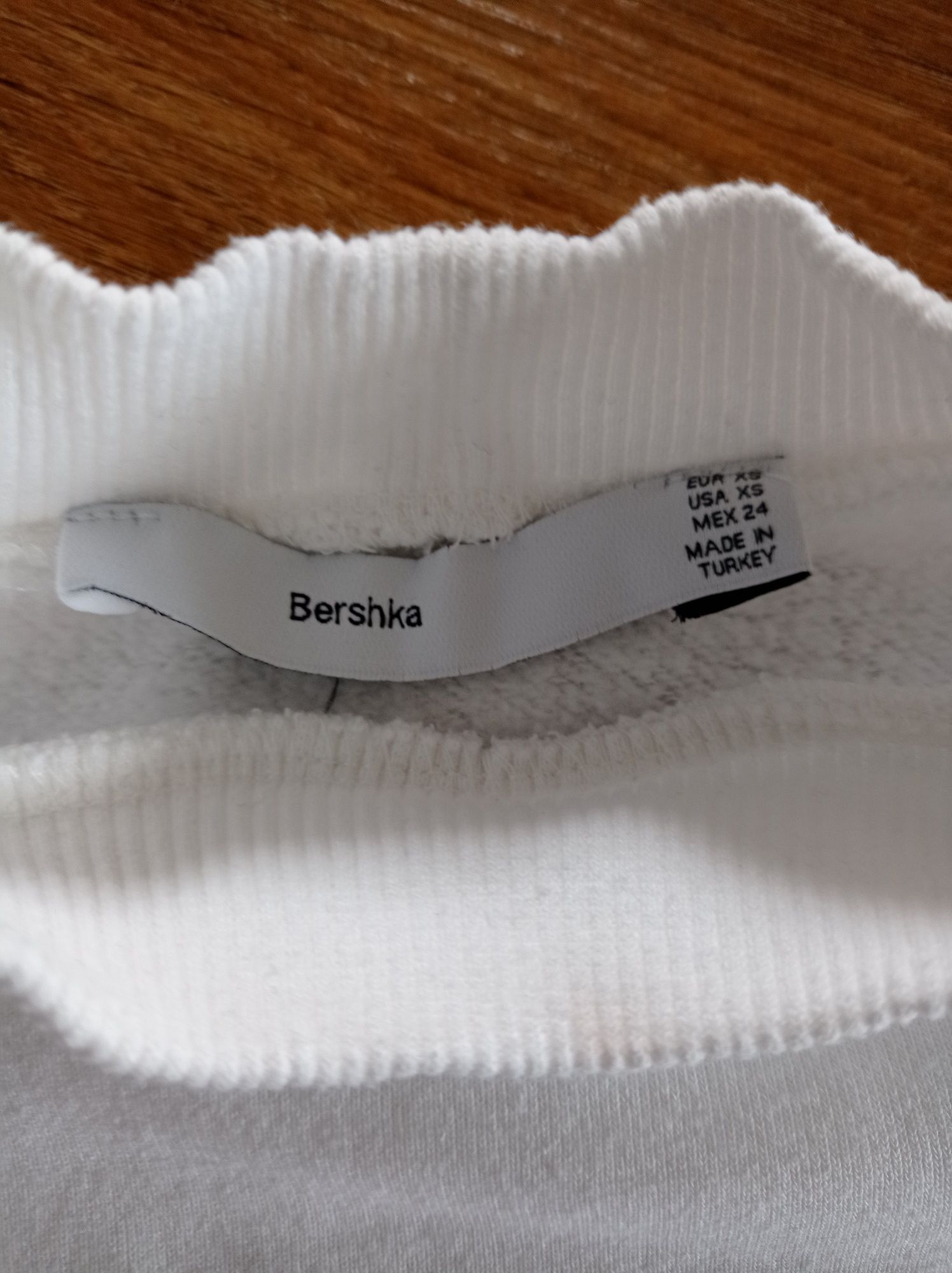 Bluza Bershka rozm. XS jak nowa