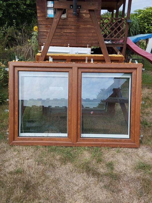 Okna PCV plastikowe 119 x 188 oraz 125 x 138 złoty dąb + parapety