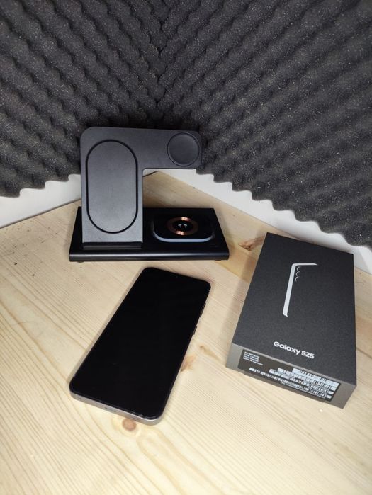 Samsung S25 - 256Gb - Cinza