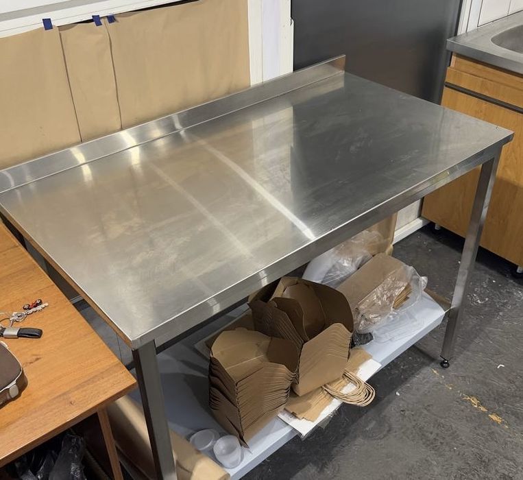Стол из нержавейки