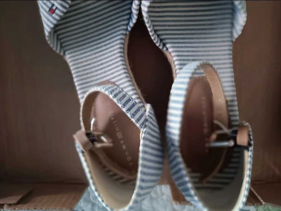 Alpercatas Tommy Hilfiger