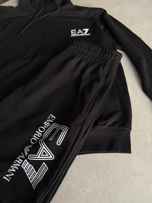 Шикарний костюм  спортивний  Emporion Armani 7