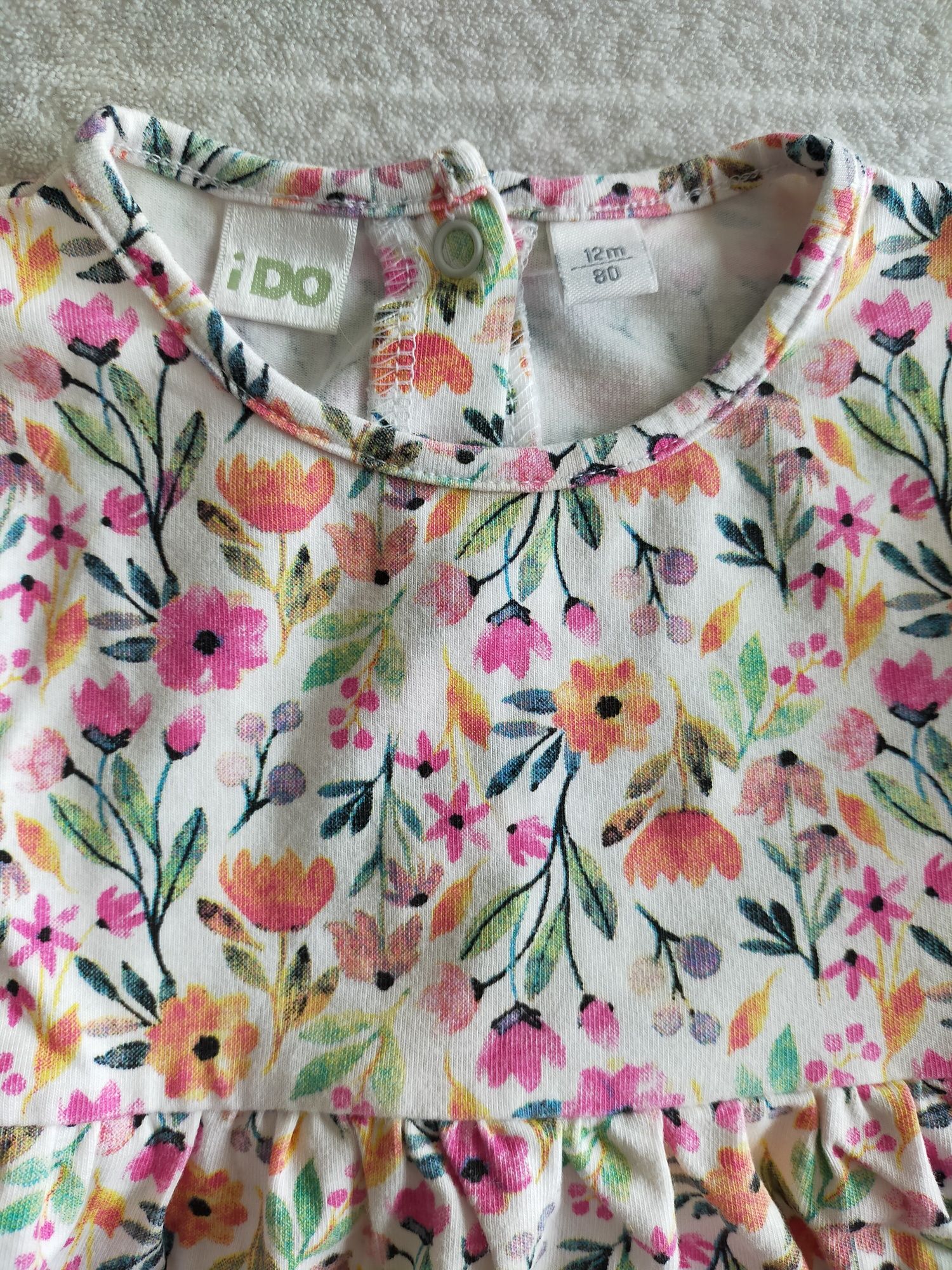 Blusa com flores 12M