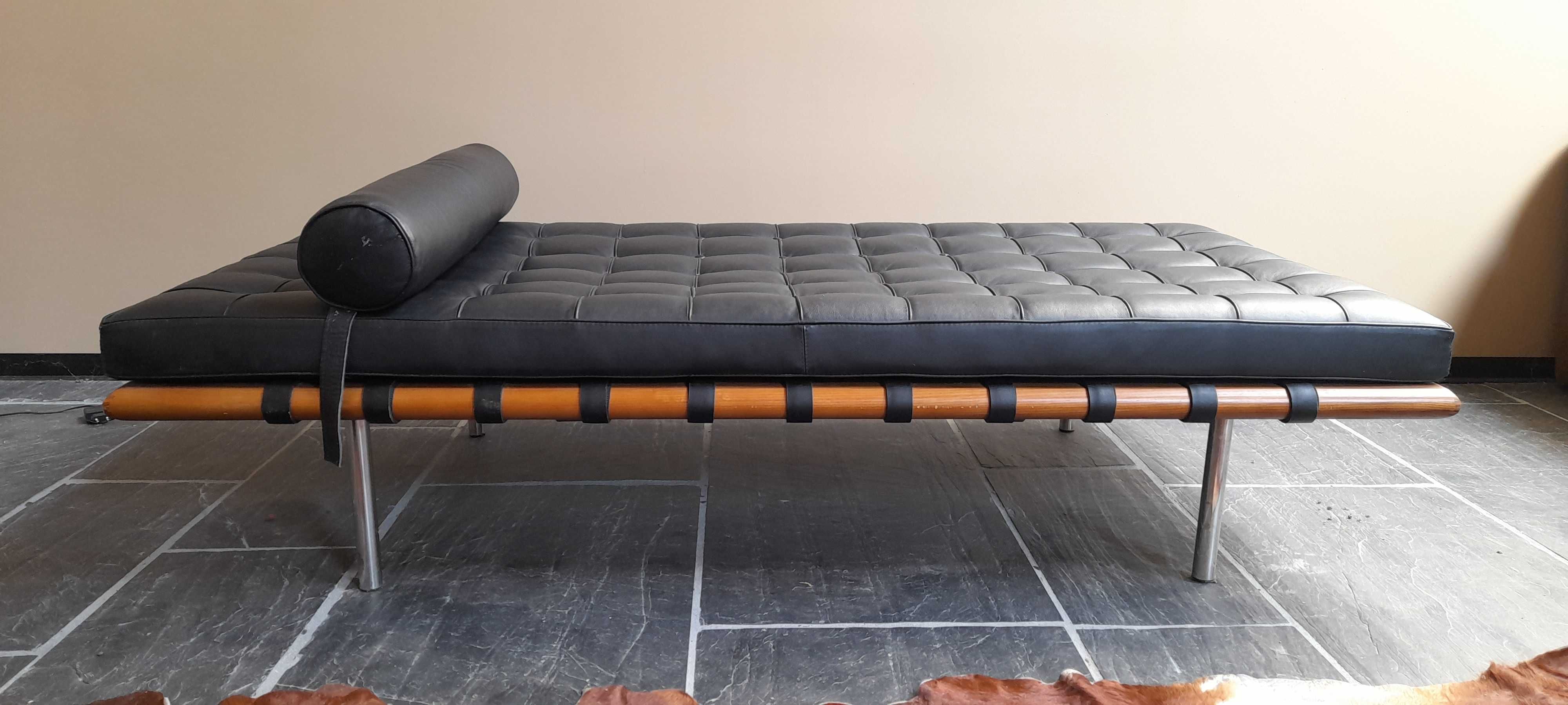 Barcelona day bed - intemporal -