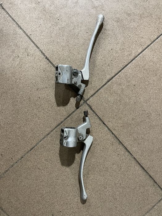 Klamki Manetki sprzęgła hamulca Mz