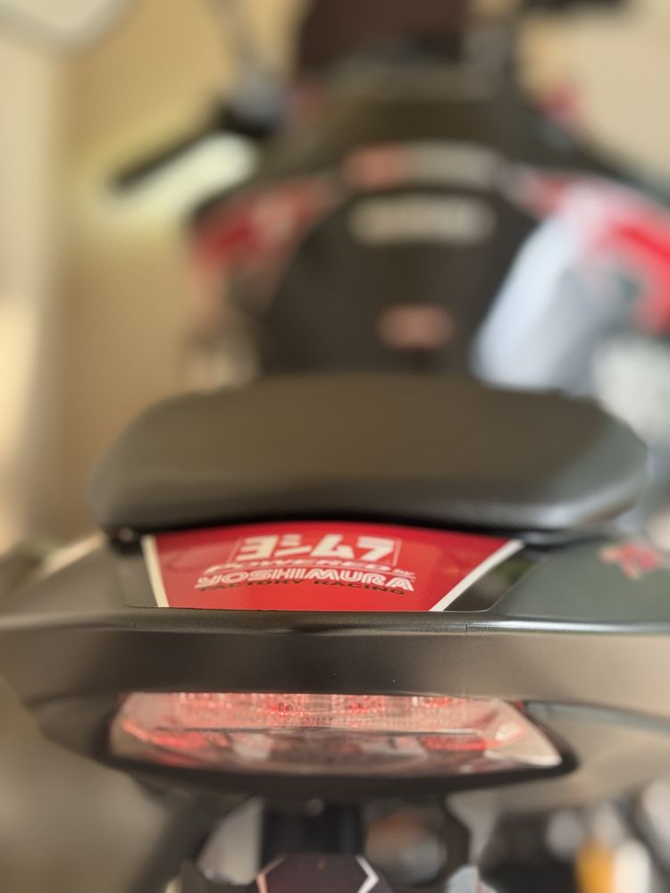 Suzuki Gsx-s750  yoshimura