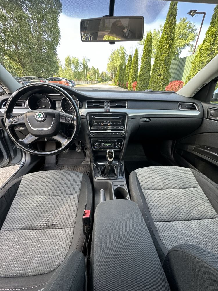 Skoda  Superb 1.8 т