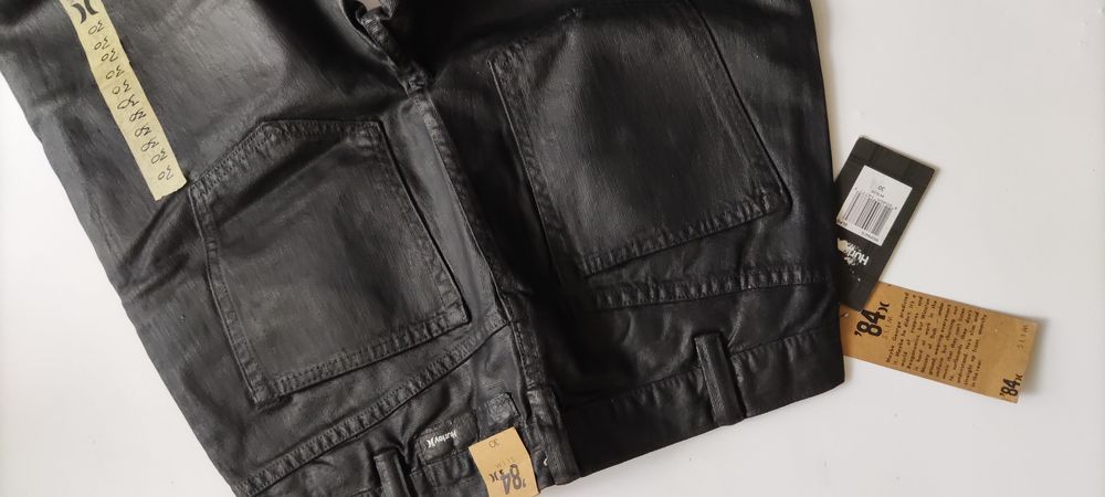 R. 30 Czarne męskie spodnie Black jeans marki Hurley Black