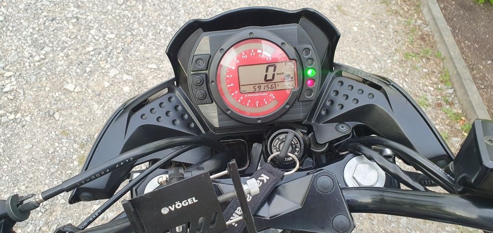 Kawasaki z750.  04 rok