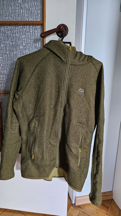 Mountain equipment  L kore hooded jacket