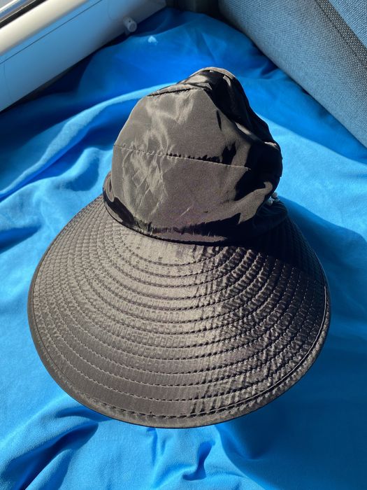 Daszek przeciwsłoneczny