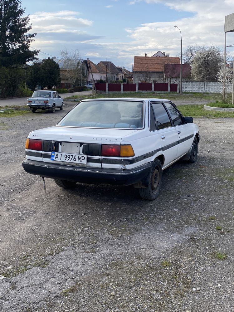 Toyota Corona 1.8 газ бензин