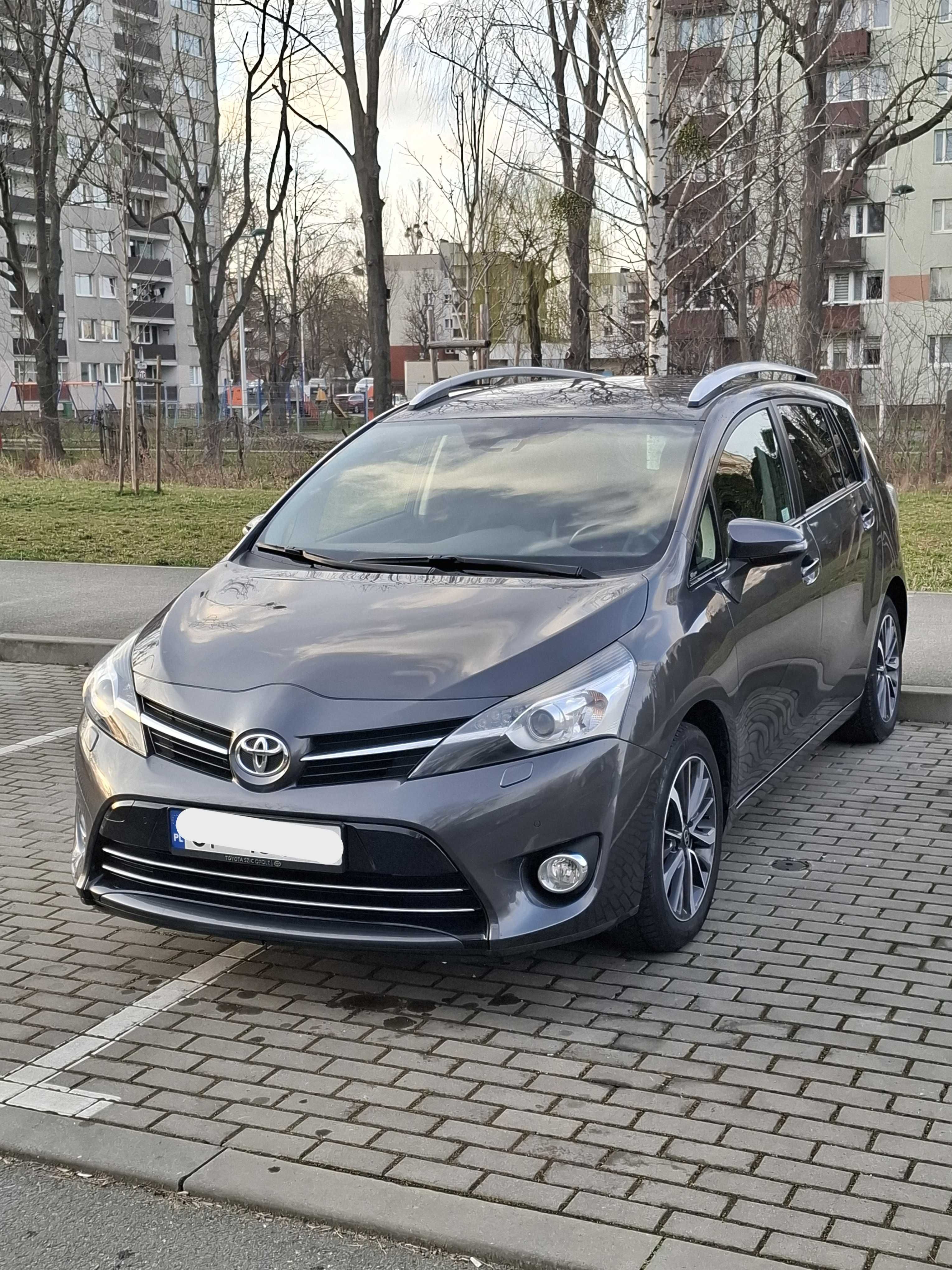 Toyota Verso 7 osobowa 1,8 Salon Polska wersja Prestige