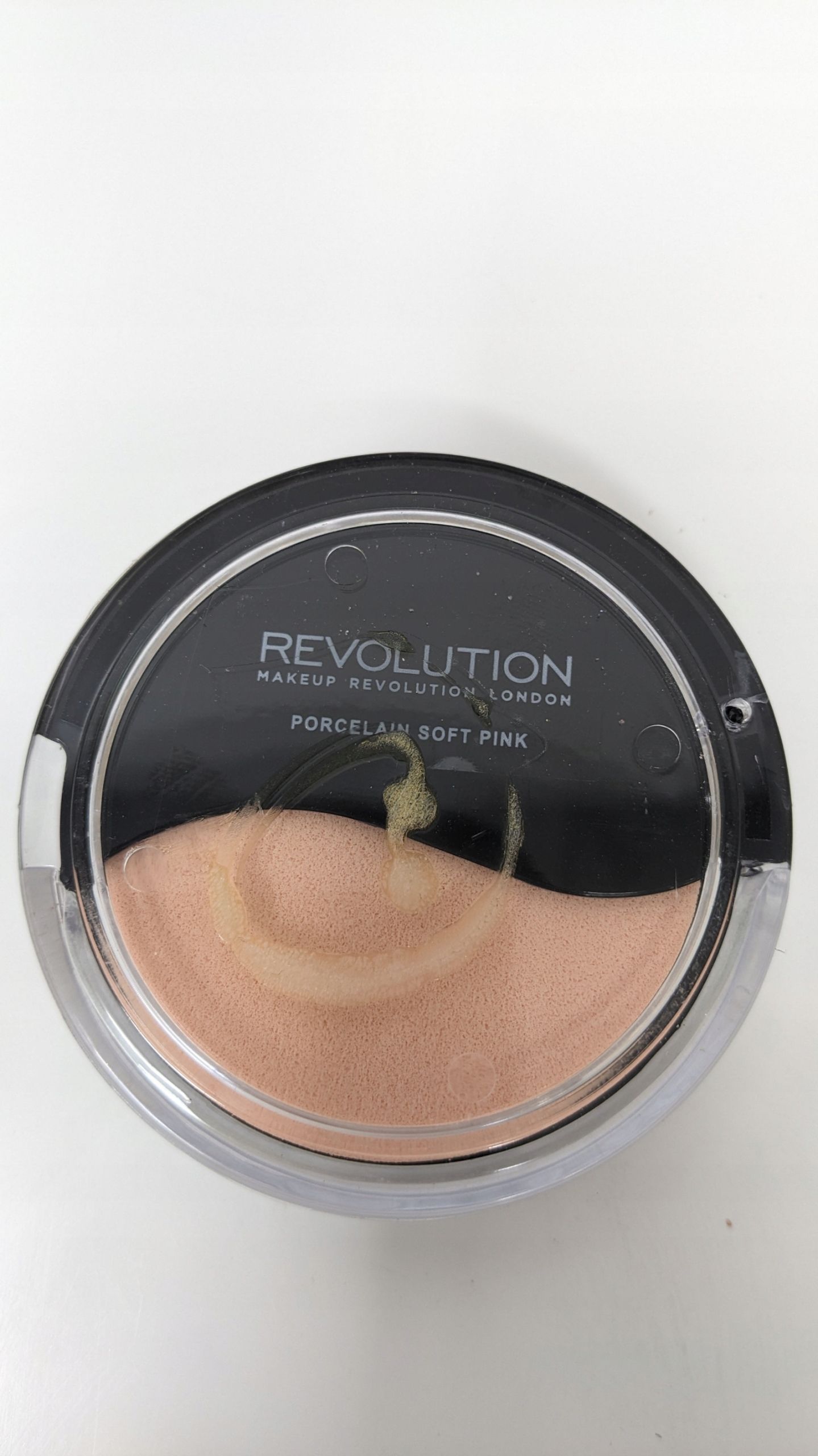 Puder Makeup Revolution Pressed Soft Pink 7,5 G