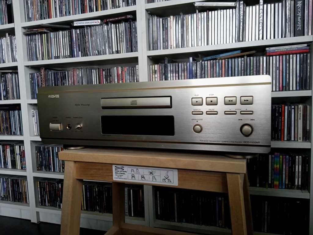 Odtwarzacz CD DENON DCD-1550AR. Silver/Szampan + Pilot.