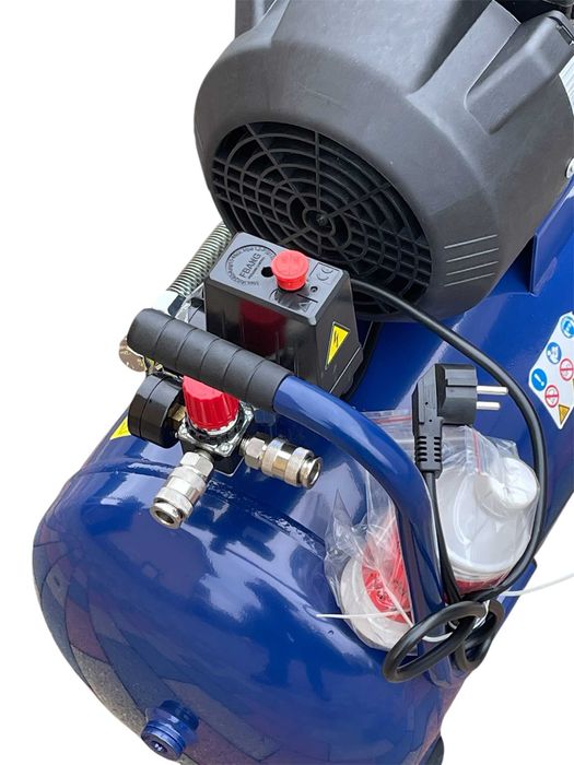 Kompresor olejowy  dwu tłokowy 50 l  10 bar