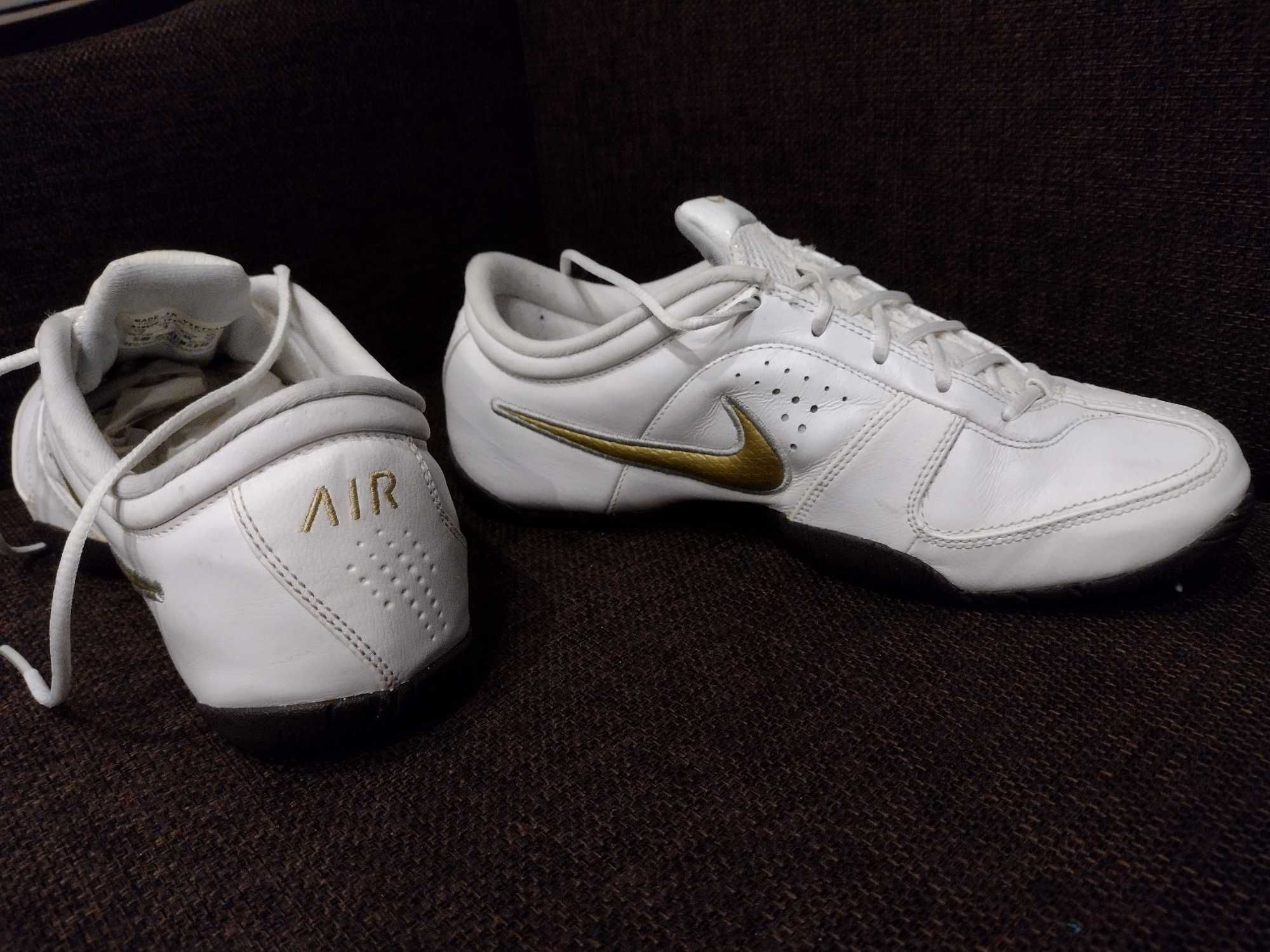 Buty Nike Air Series 6E rozm.40(25)