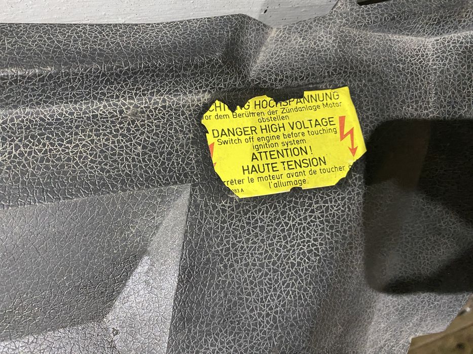 Кожух радіатора Ауді 100 с3, с4